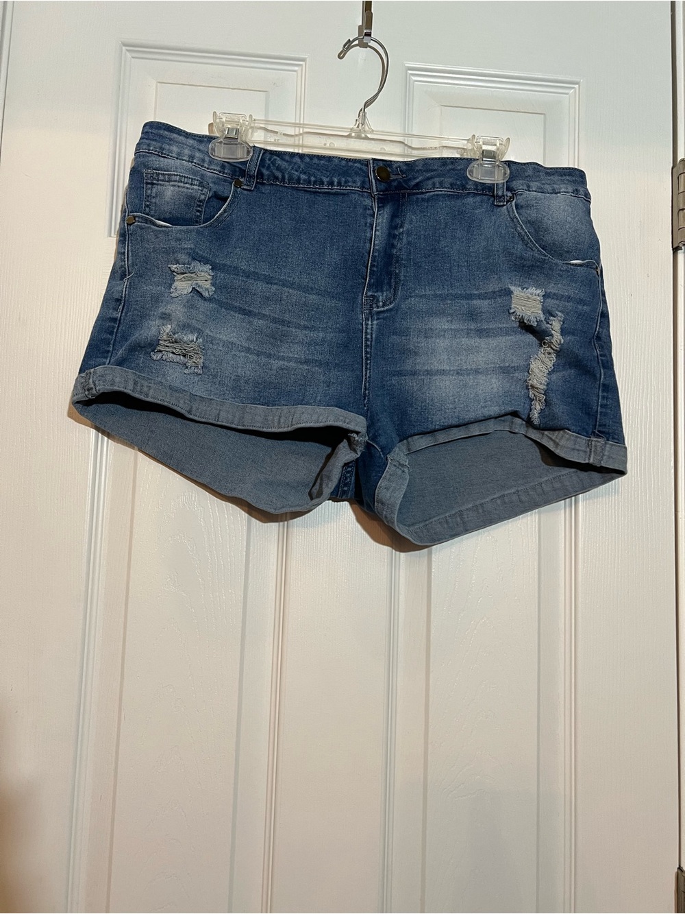 🦋 Classic Women's Distressed Denim Shorts - Blue size xxl